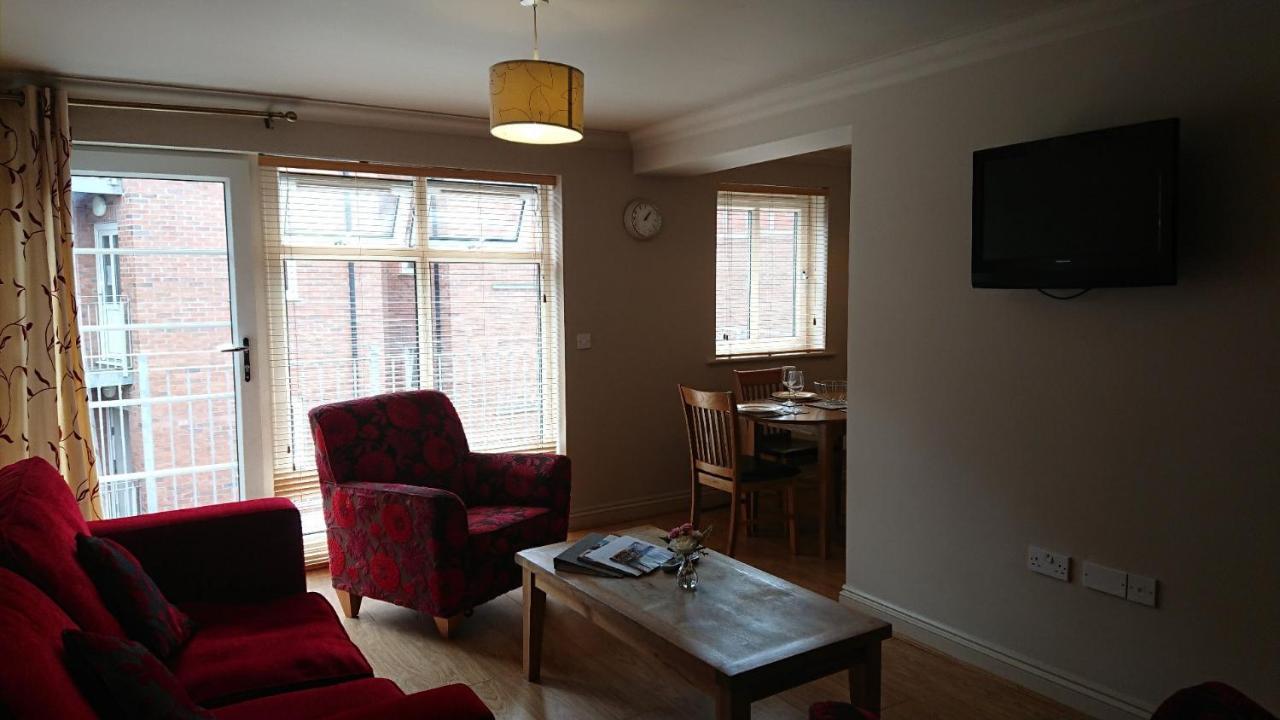 Victoria Cloisters Apartments ยอร์ค ภายนอก รูปภาพ